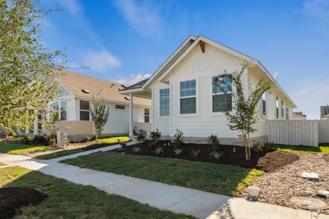220 Fabion Street