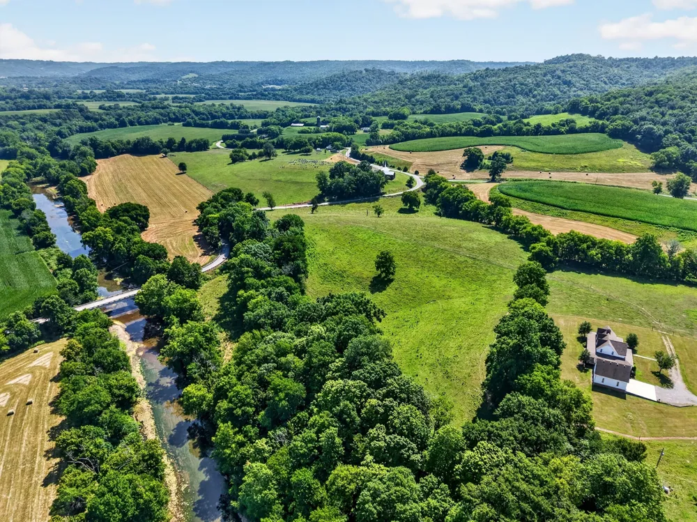 5713 Smith Fork Rd Liberty, TN 37095