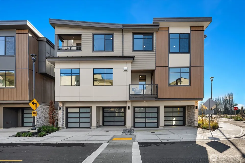 14347 NE 147th Court #14D Woodinville, WA 98072