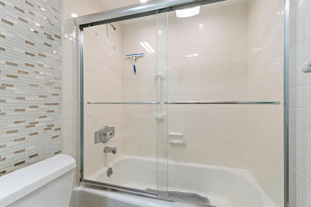 4 Westwood Avenue #204 Jupiter, FL 33469