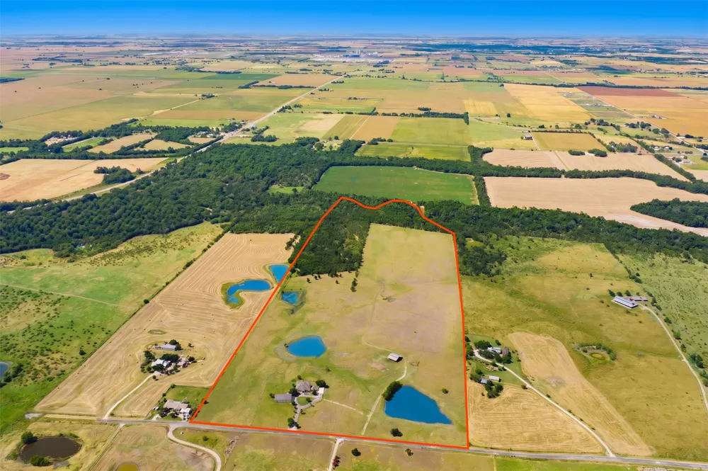 20145 Janak Road Coupland, TX 78615