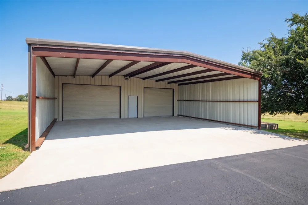 20145 Janak Road Coupland, TX 78615