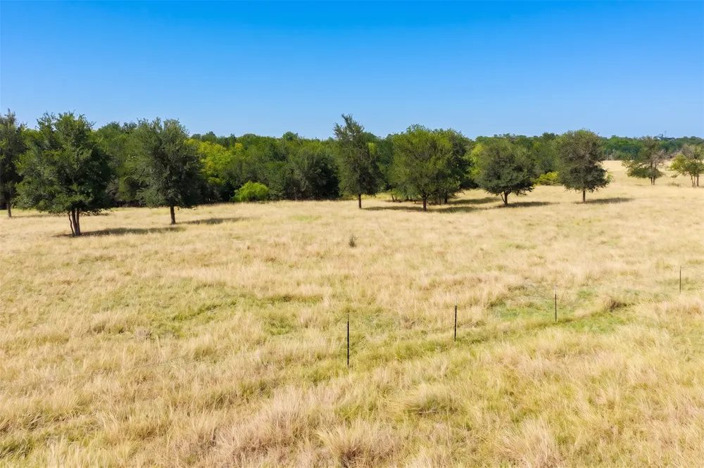 20145 Janak Road Coupland, TX 78615