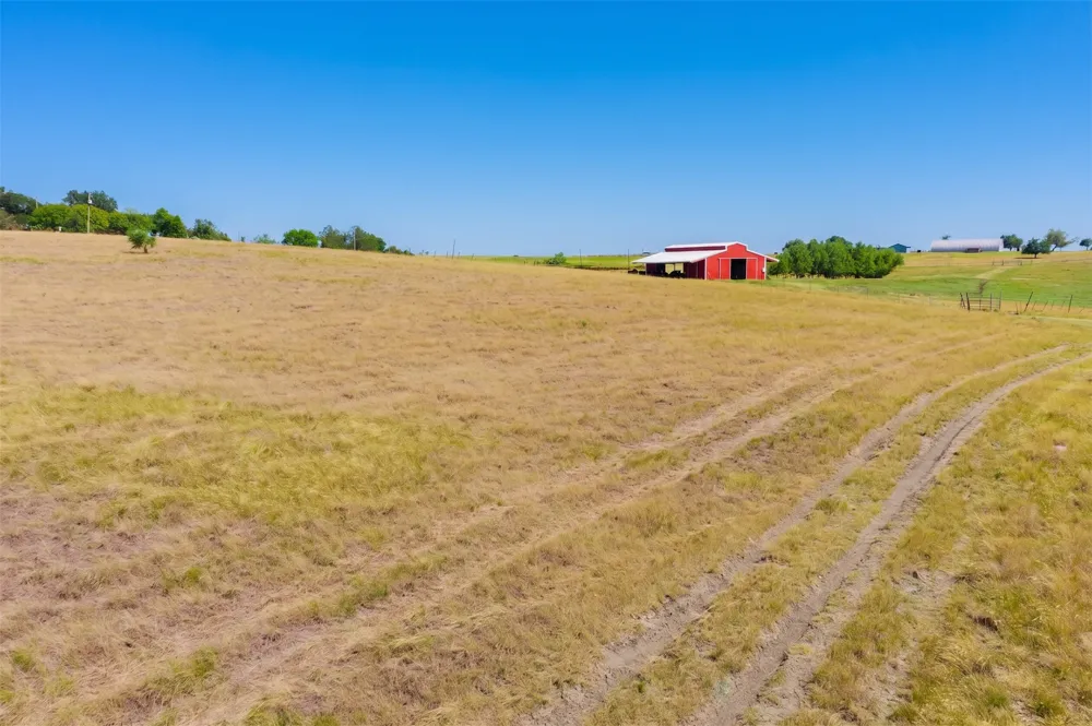 20145 Janak Road Coupland, TX 78615