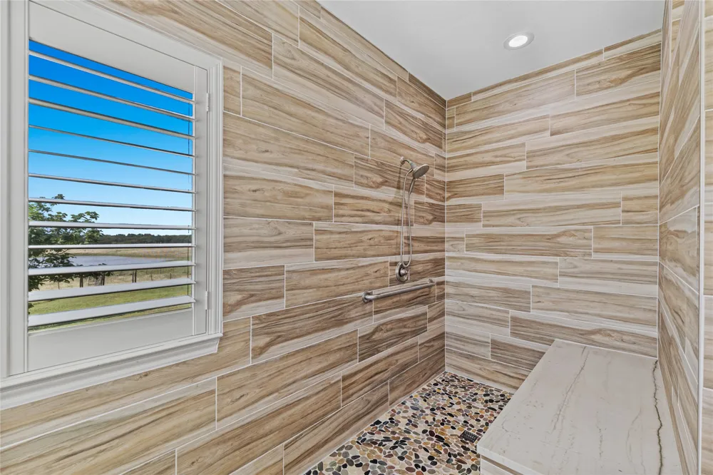 20145 Janak Road Coupland, TX 78615