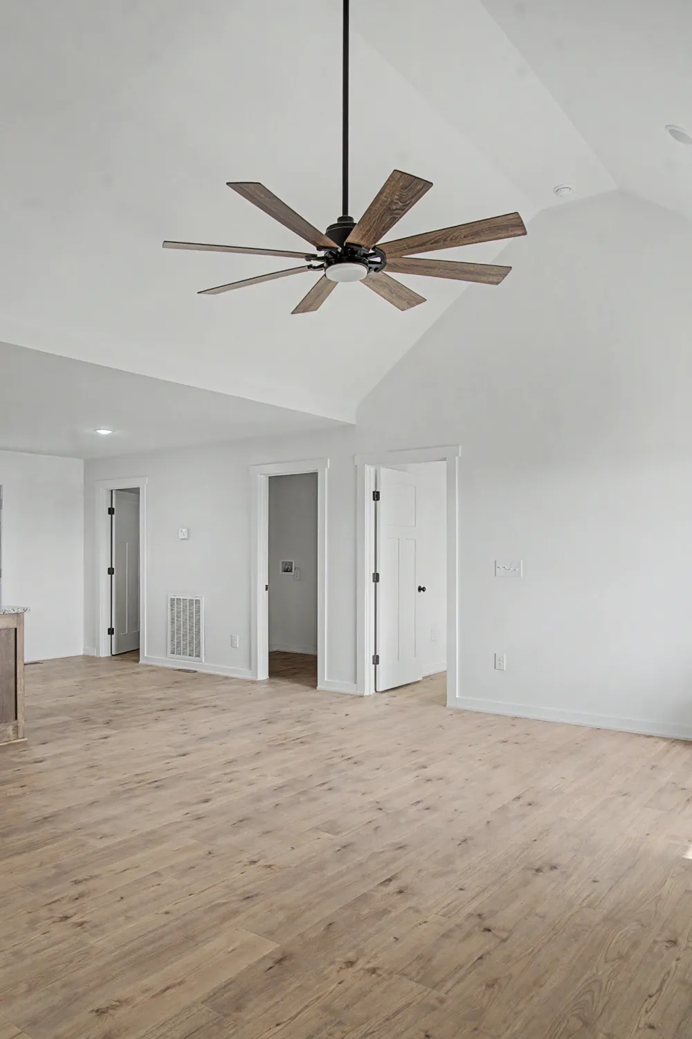 137 Martha Circle Lafayette, TN 37083