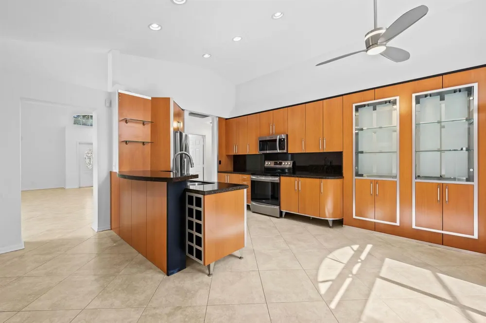 2712 Cayenne Avenue Cooper City, FL 33026