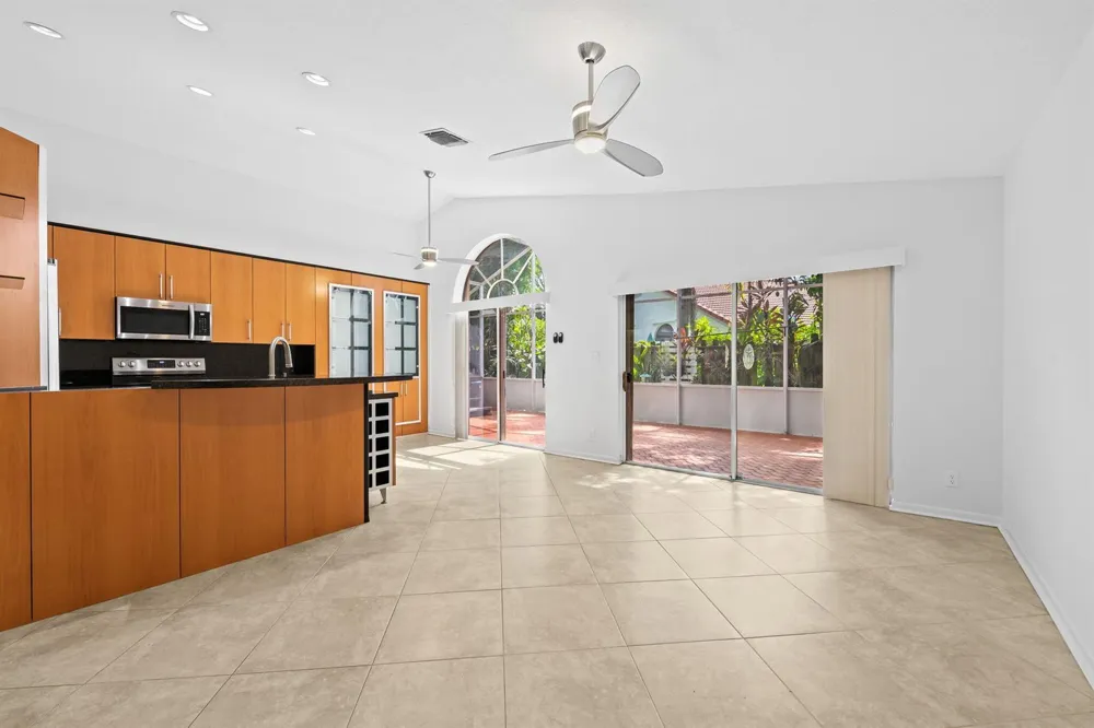 2712 Cayenne Avenue Cooper City, FL 33026