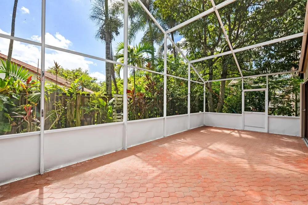 2712 Cayenne Avenue Cooper City, FL 33026