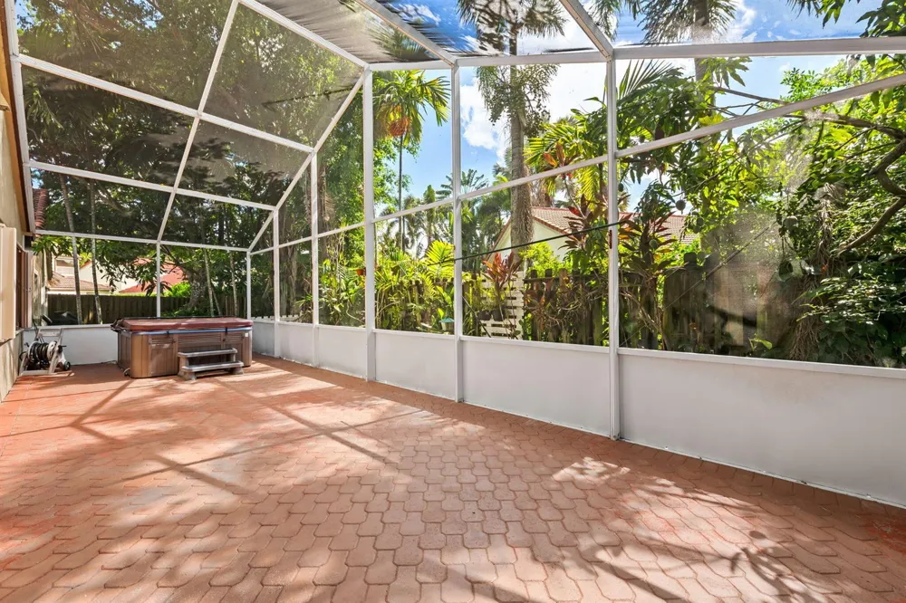 2712 Cayenne Avenue Cooper City, FL 33026