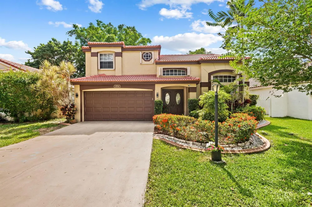2712 Cayenne Avenue Cooper City, FL 33026