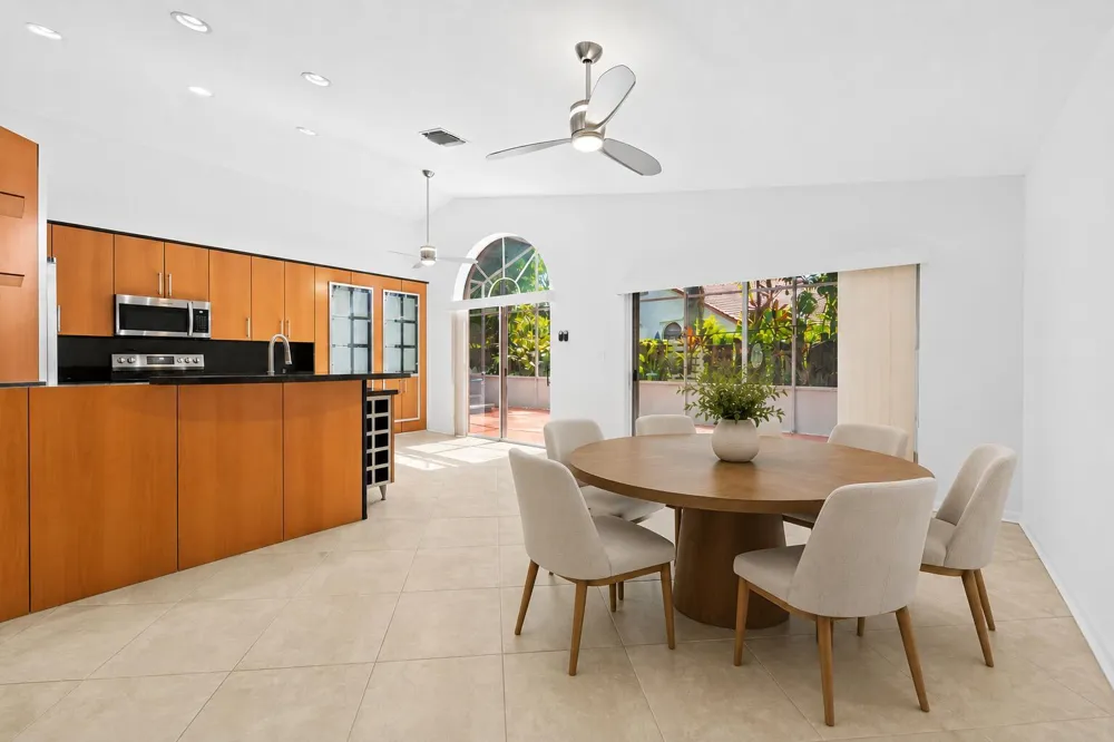 2712 Cayenne Avenue Cooper City, FL 33026