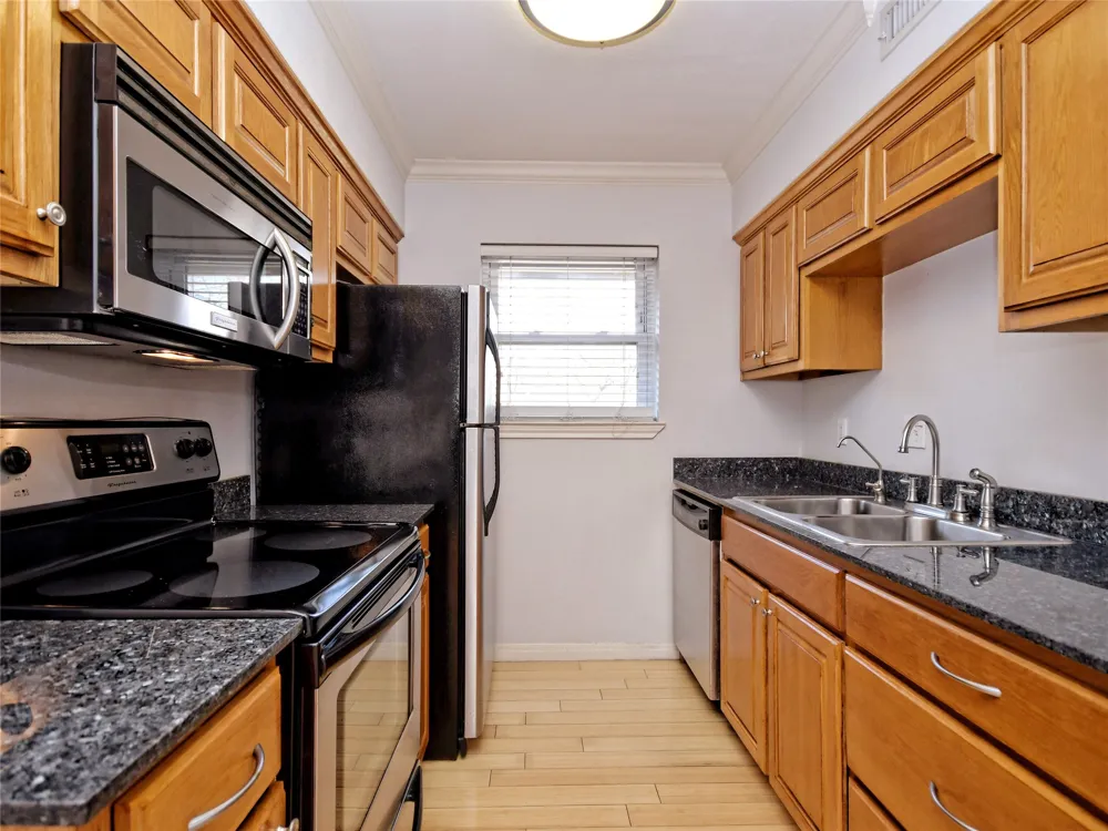 900 S Lamar Boulevard #311 Austin, TX 78704