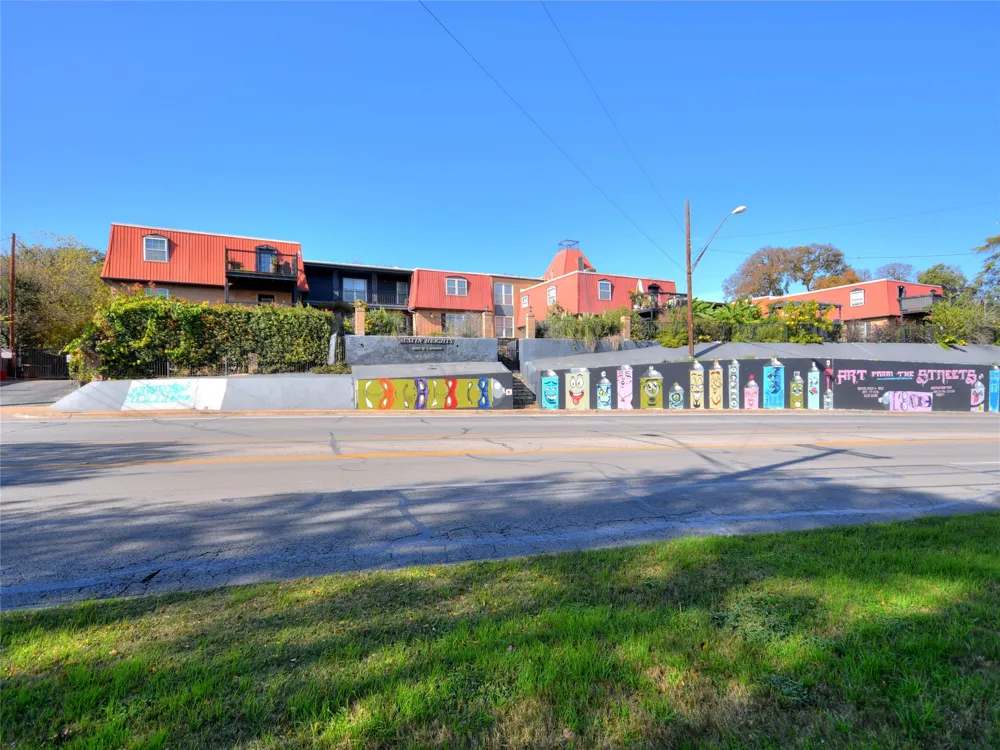 900 S Lamar Boulevard #311 Austin, TX 78704