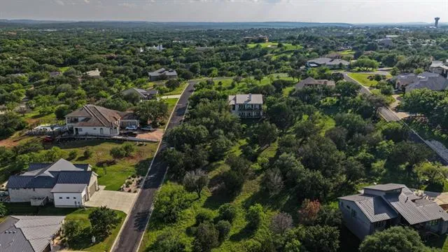 312 Hideaway Court Horseshoe Bay, TX 78657