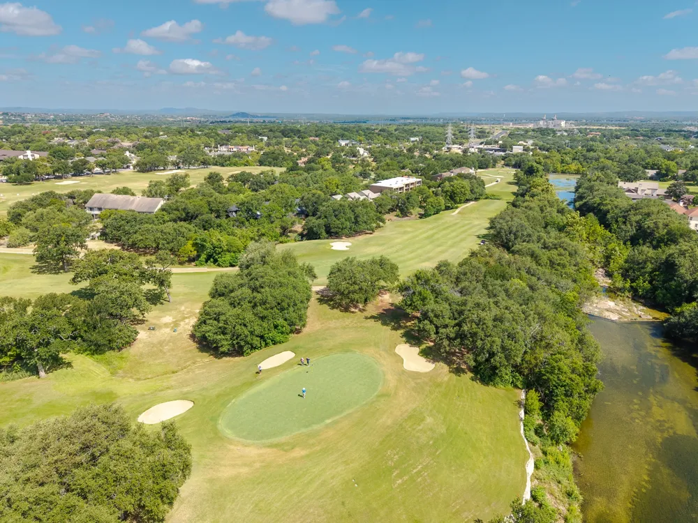 715 Fawn Horseshoe Bay, TX 78657