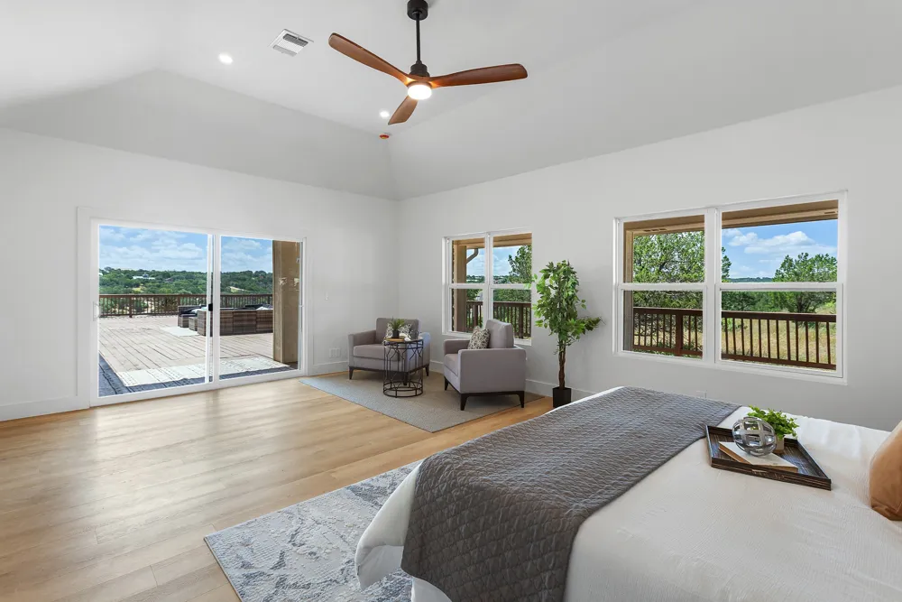 715 Fawn Horseshoe Bay, TX 78657