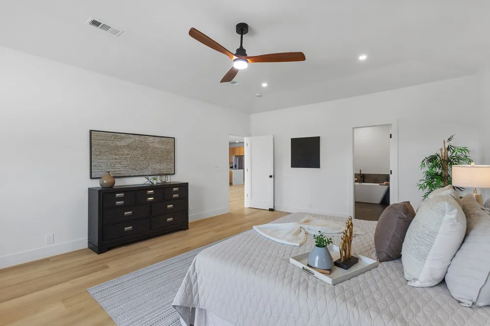 715 Fawn Horseshoe Bay, TX 78657