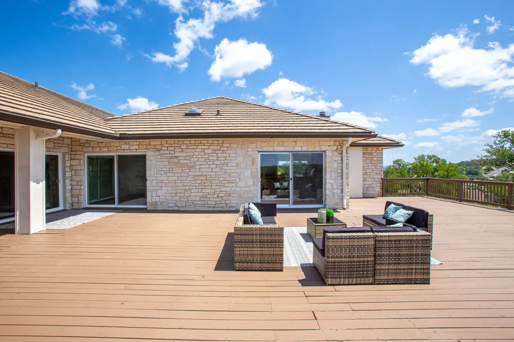 715 Fawn Horseshoe Bay, TX 78657