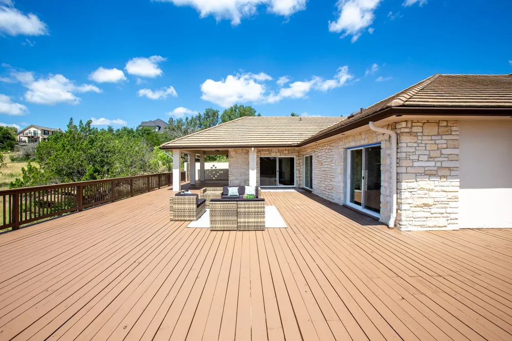 715 Fawn Horseshoe Bay, TX 78657