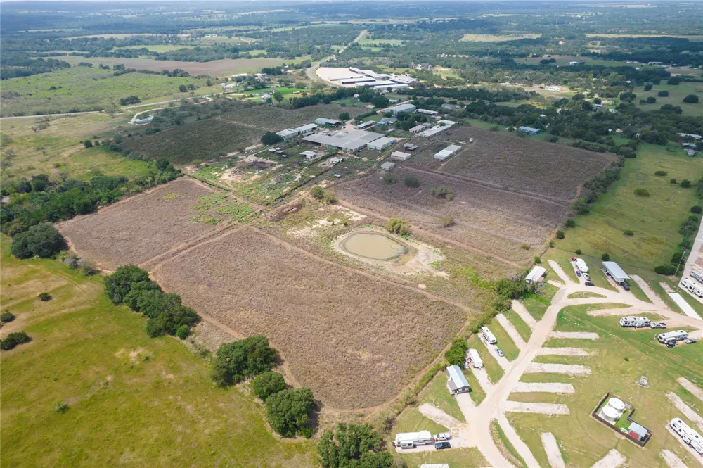1805 S Fm 1174 Bertram, TX 78605