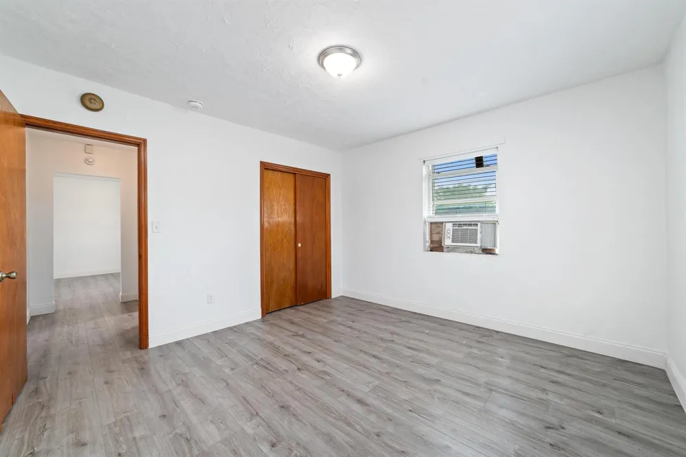 317 NW 14th Street Belle Glade, FL 33430