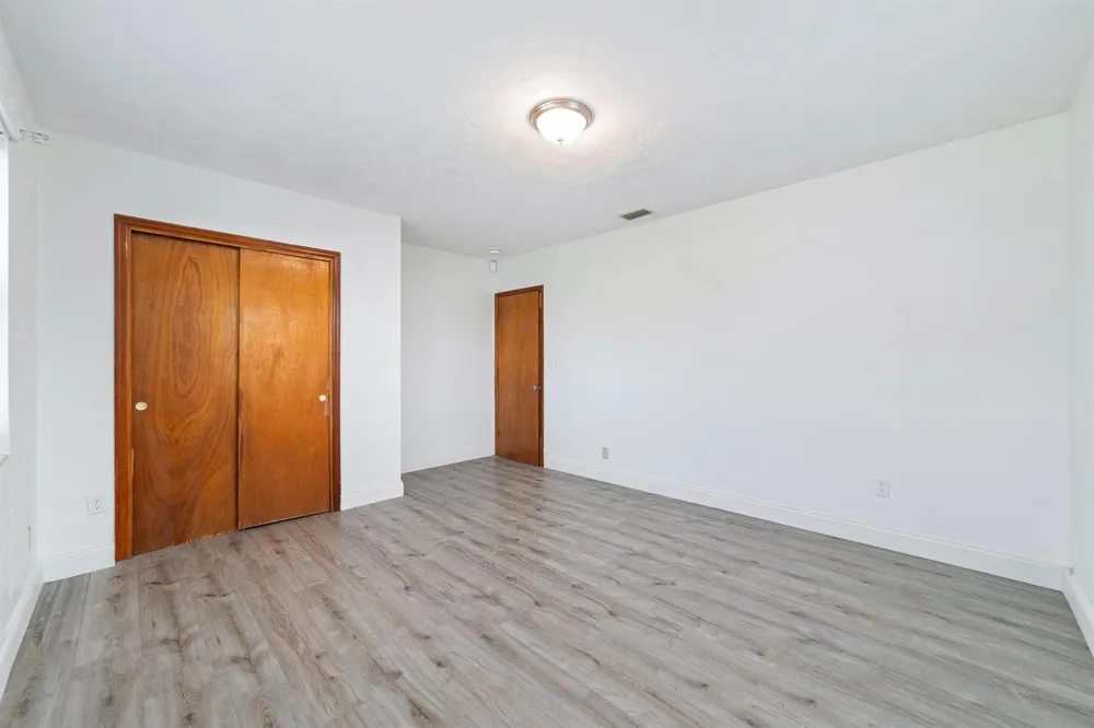 317 NW 14th Street Belle Glade, FL 33430