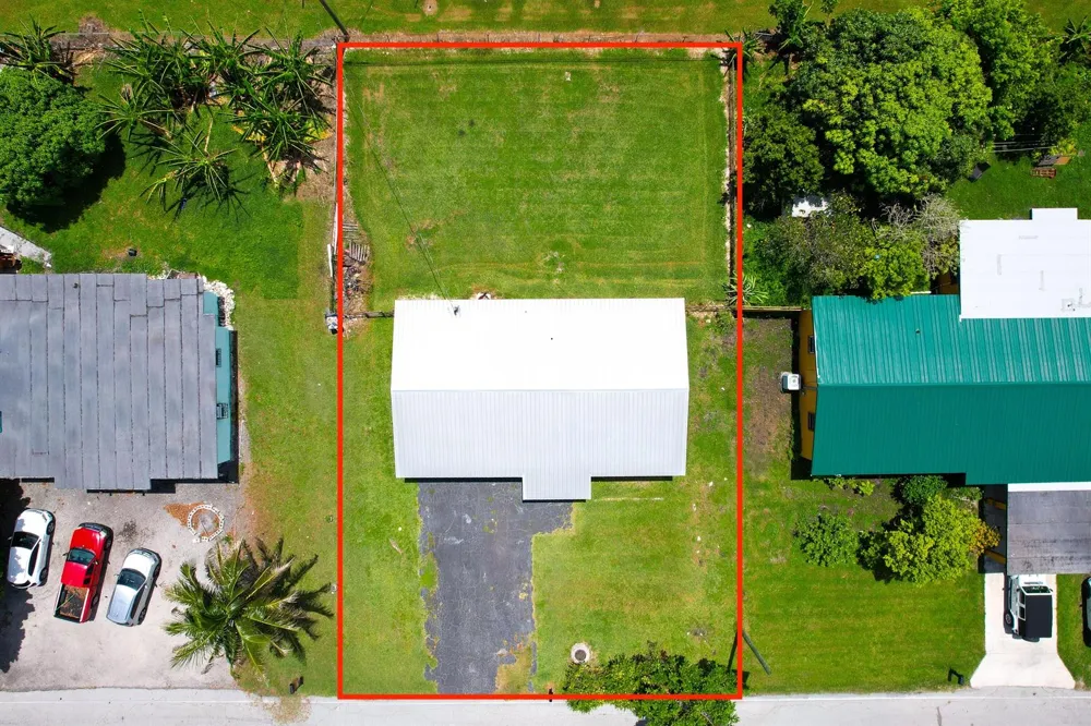 317 NW 14th Street Belle Glade, FL 33430