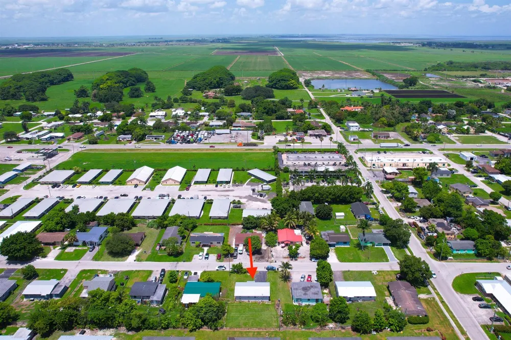 317 NW 14th Street Belle Glade, FL 33430