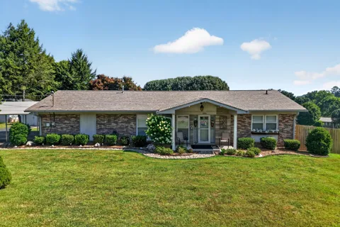 496 Sunset Dr