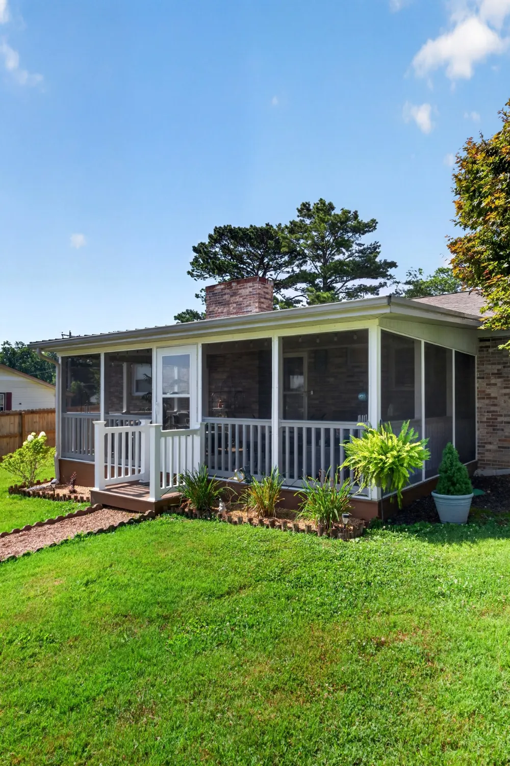 496 Sunset Dr Sparta, TN 38583
