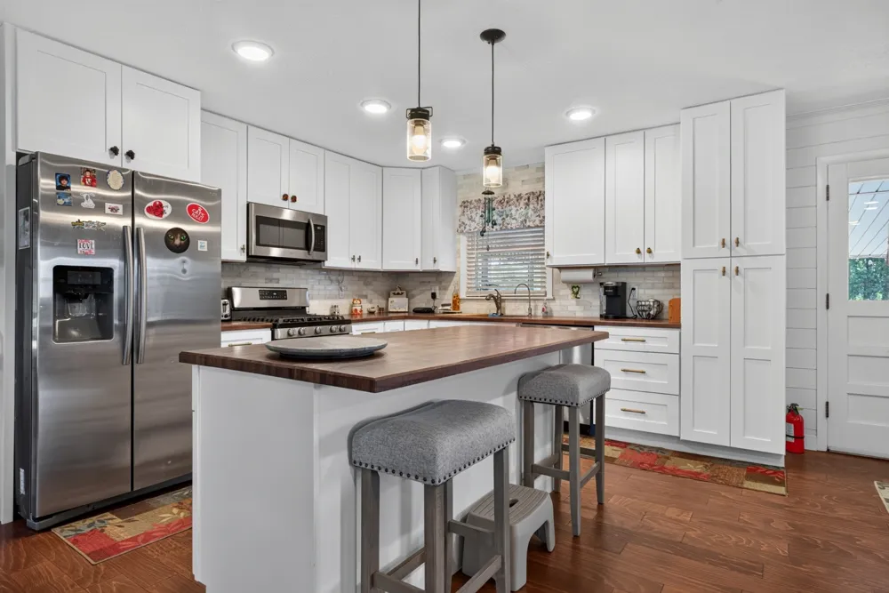 496 Sunset Dr Sparta, TN 38583