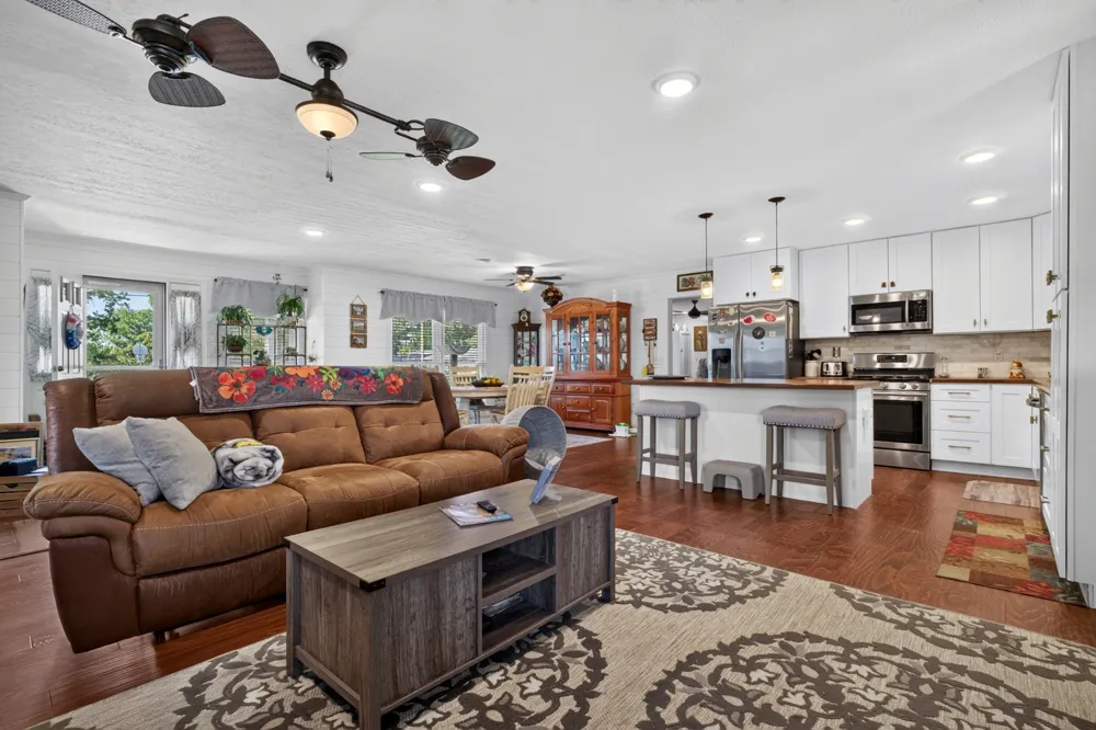 496 Sunset Dr Sparta, TN 38583