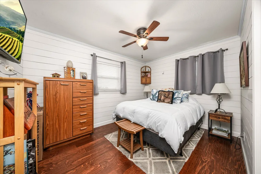 496 Sunset Dr Sparta, TN 38583