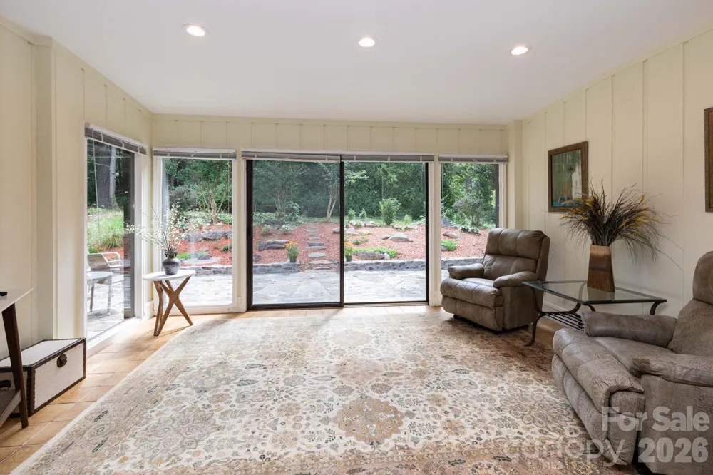 301 Crowfields Drive Asheville, NC 28803