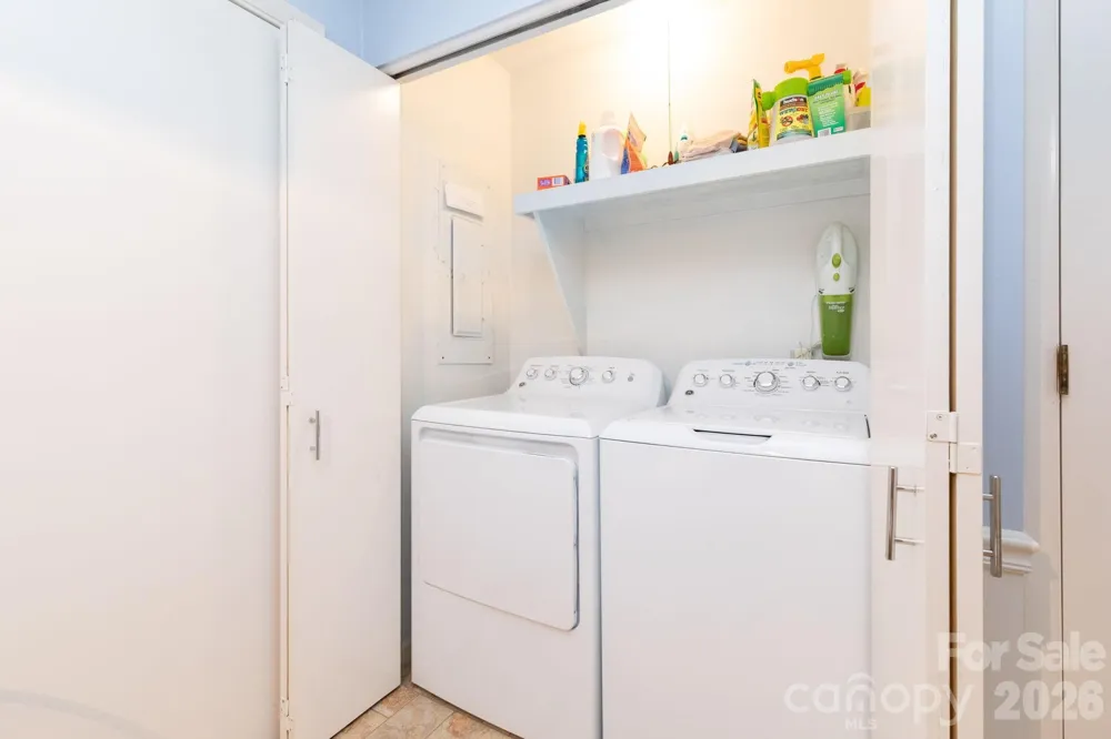 301 Crowfields Drive Asheville, NC 28803