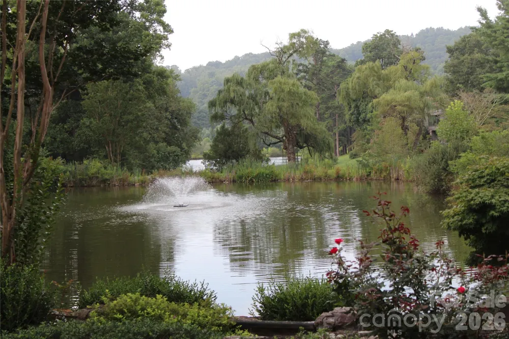 301 Crowfields Drive Asheville, NC 28803