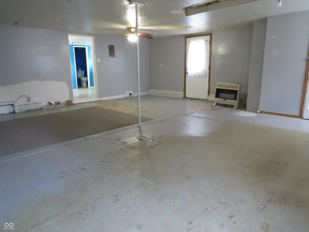 4450 County Road 350 W North Vernon, IN 47265