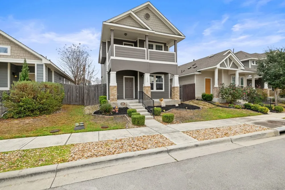 1058 Sand Post Place San Marcos, TX 78666
