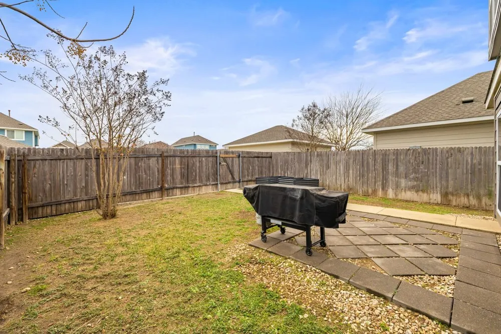 1058 Sand Post Place San Marcos, TX 78666