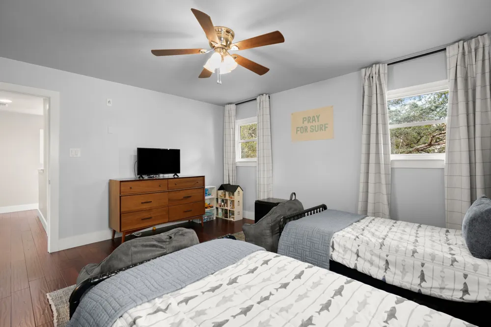 209 Crescent Bluff Lakeway, TX 78734