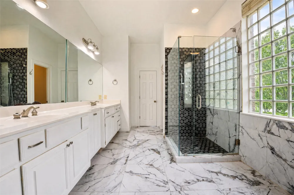 2260 Fernspring Drive Round Rock, TX 78665