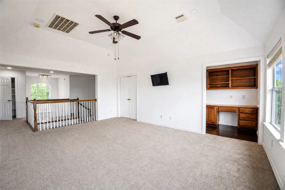 2260 Fernspring Drive Round Rock, TX 78665