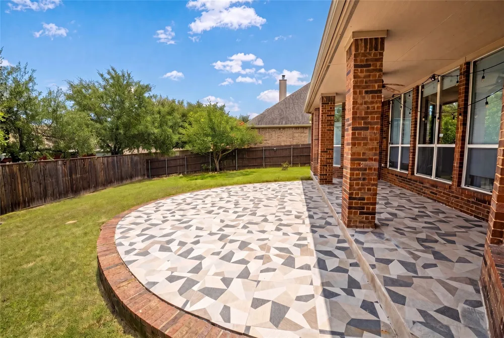 2260 Fernspring Drive Round Rock, TX 78665