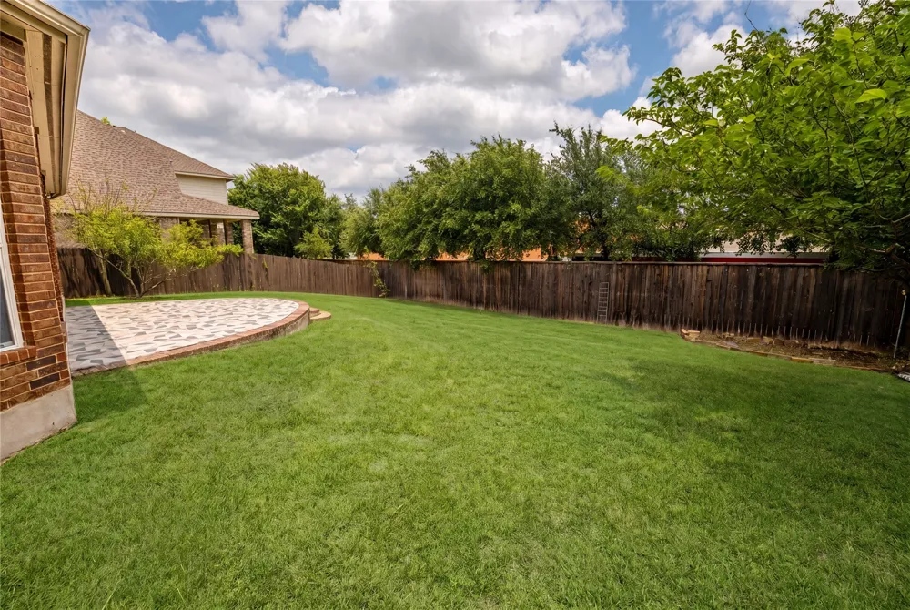 2260 Fernspring Drive Round Rock, TX 78665