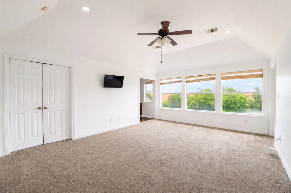 2260 Fernspring Drive Round Rock, TX 78665