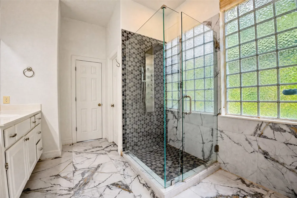 2260 Fernspring Drive Round Rock, TX 78665