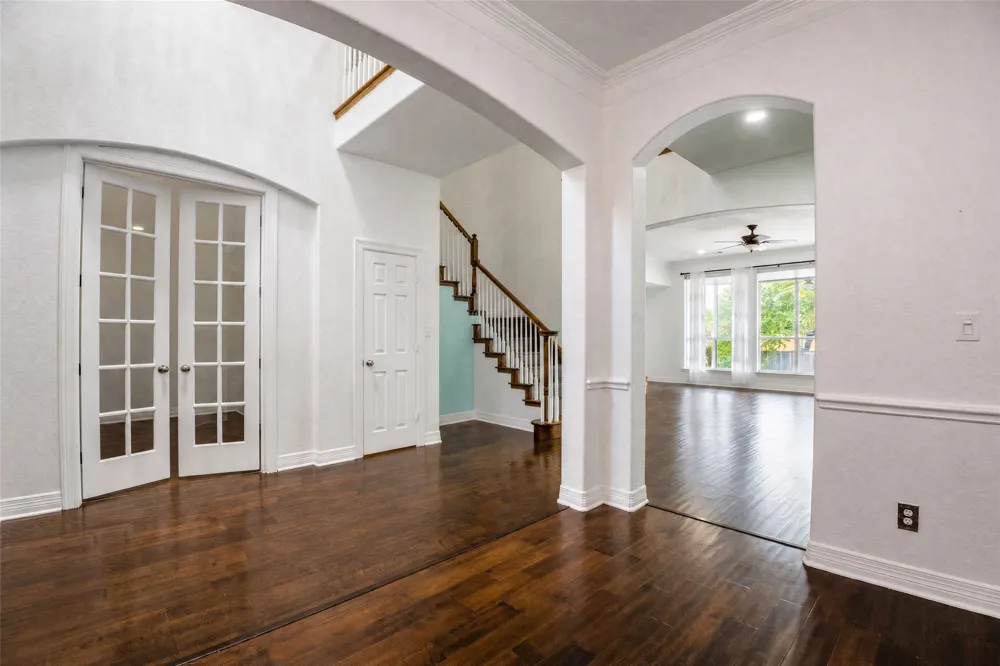 2260 Fernspring Drive Round Rock, TX 78665