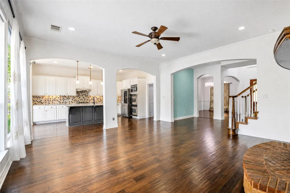 2260 Fernspring Drive Round Rock, TX 78665