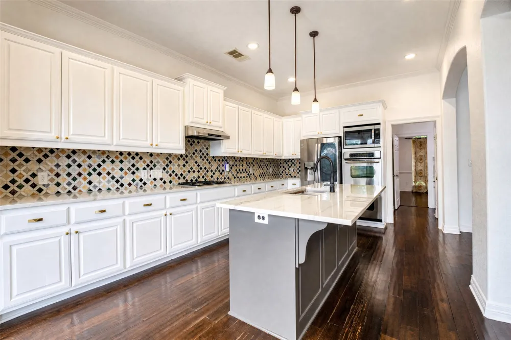 2260 Fernspring Drive Round Rock, TX 78665